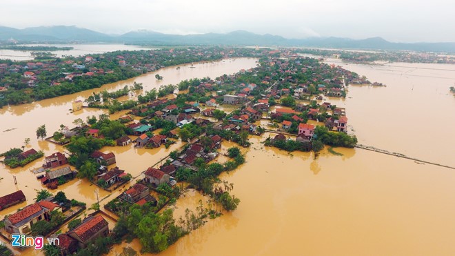 THÔNG BÁO về việc quyên góp ủng hộ đồng bào miền Trung khắc phục hậu quả bão lụt