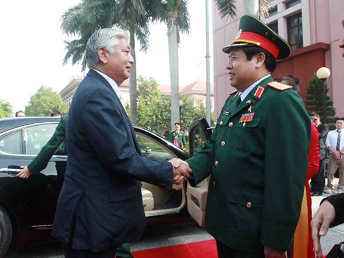 Bộ trưởng Quốc phòng Nhật Bản thăm chính thức Việt Nam